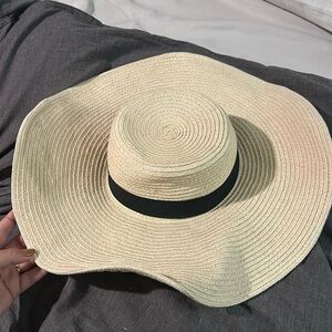 Wide brim floppy beach hat